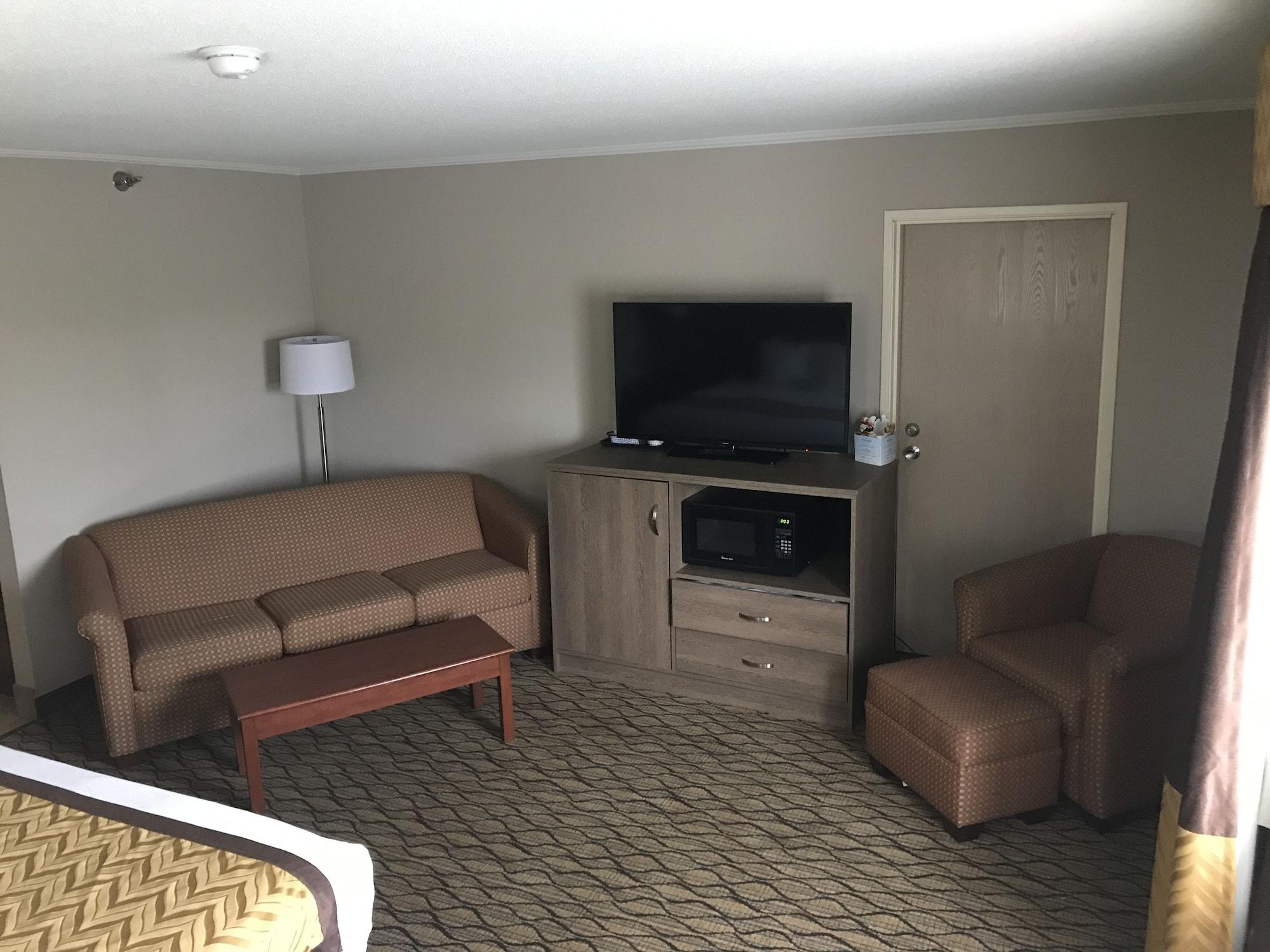 Baymont By Wyndham Grand Rapids Airport Ξενοδοχείο Cascade Εξωτερικό φωτογραφία