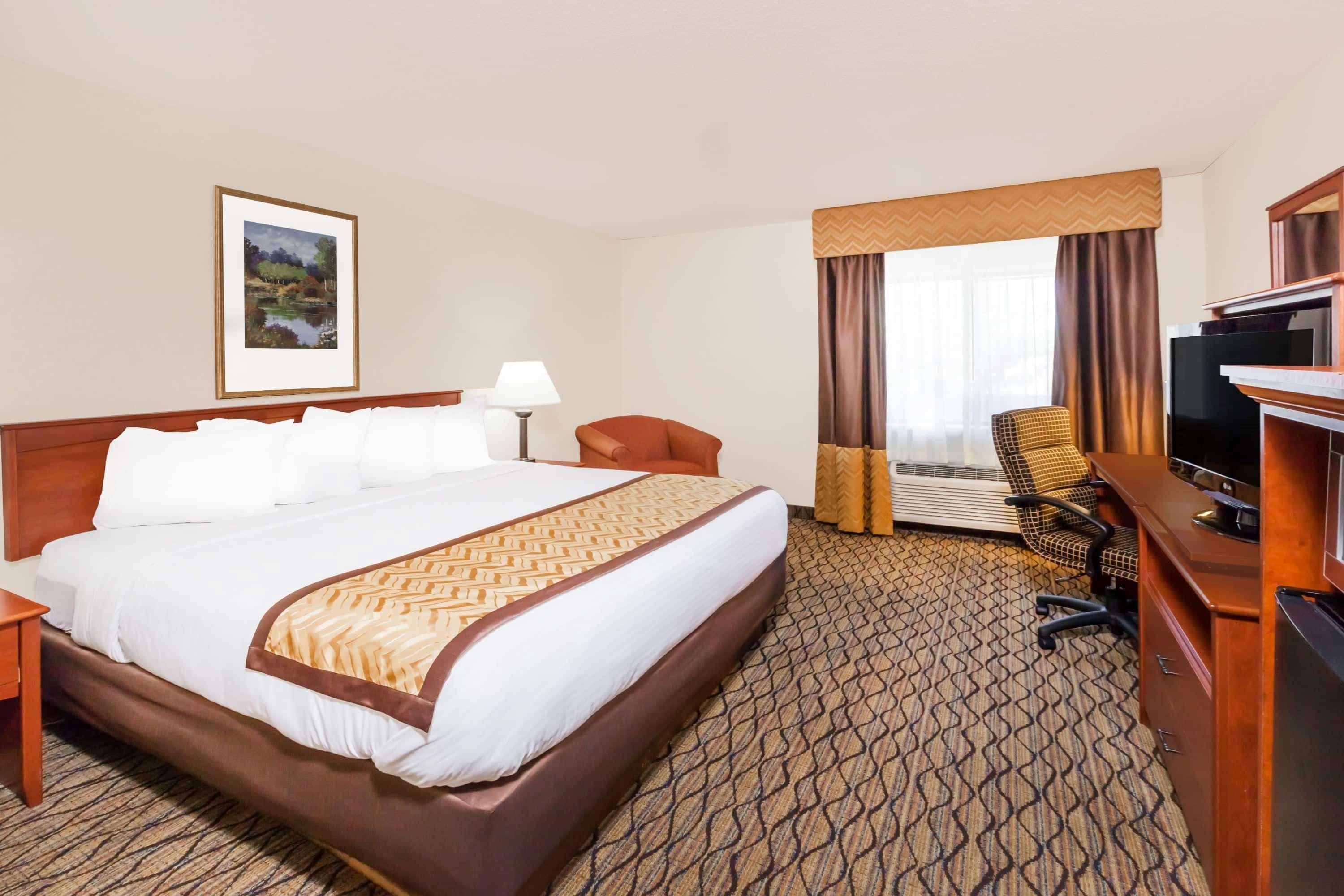 Baymont By Wyndham Grand Rapids Airport Ξενοδοχείο Cascade Εξωτερικό φωτογραφία